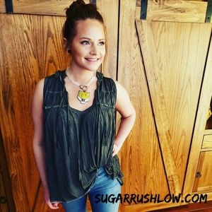 {POL} Sleeveless Tie Top - Black